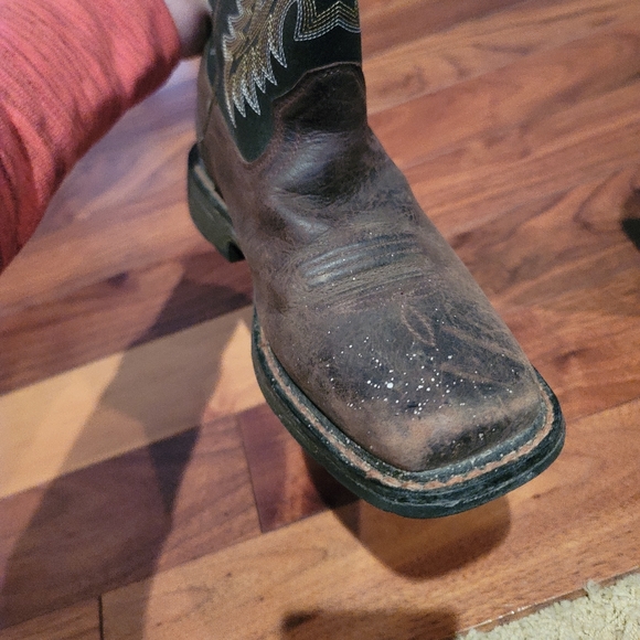 Ariat Boots, Size 3.5 - Picture 6 of 15